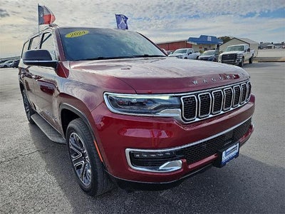 2024 Jeep Wagoneer Base