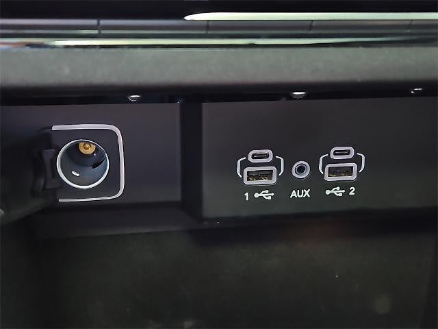 2024 Jeep Wagoneer Base