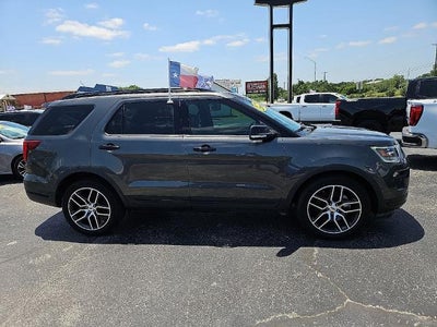 2018 Ford Explorer Sport