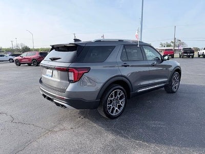 2025 Ford Explorer Platinum