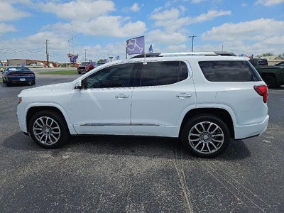 2023 GMC Acadia Denali
