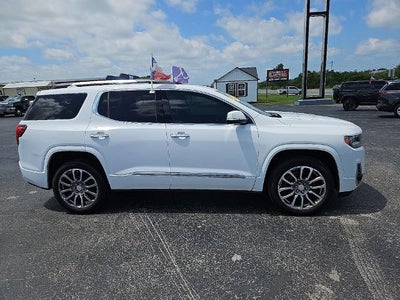 2023 GMC Acadia Denali
