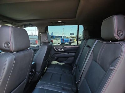 2023 Chevrolet Suburban RST