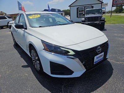 2025 Nissan Altima SV