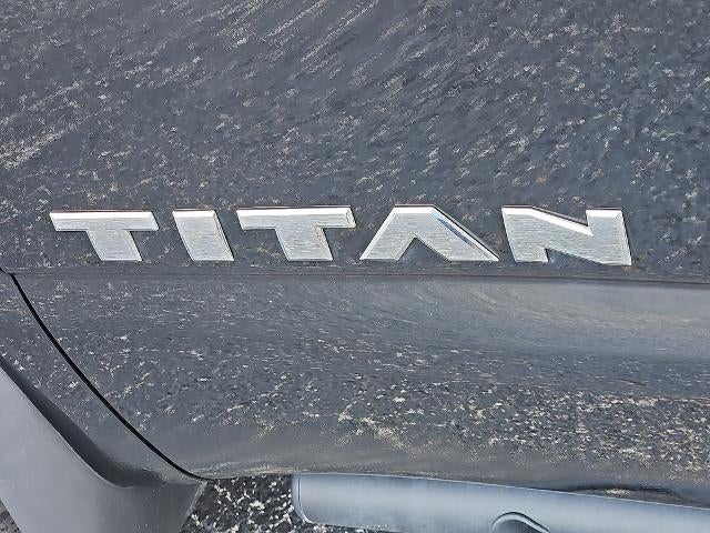 2023 Nissan Titan SV