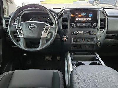2023 Nissan Titan SV
