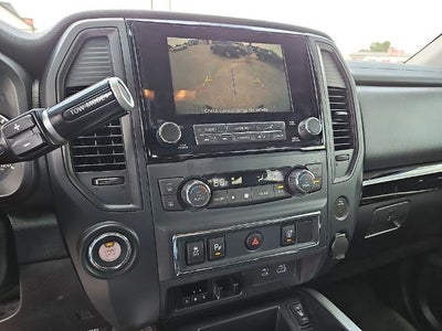 2023 Nissan Titan SV