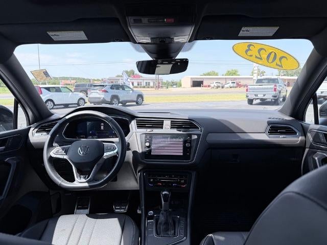 2023 Volkswagen Tiguan SE R-Line Black