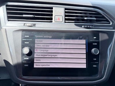 2023 Volkswagen Tiguan SE R-Line Black