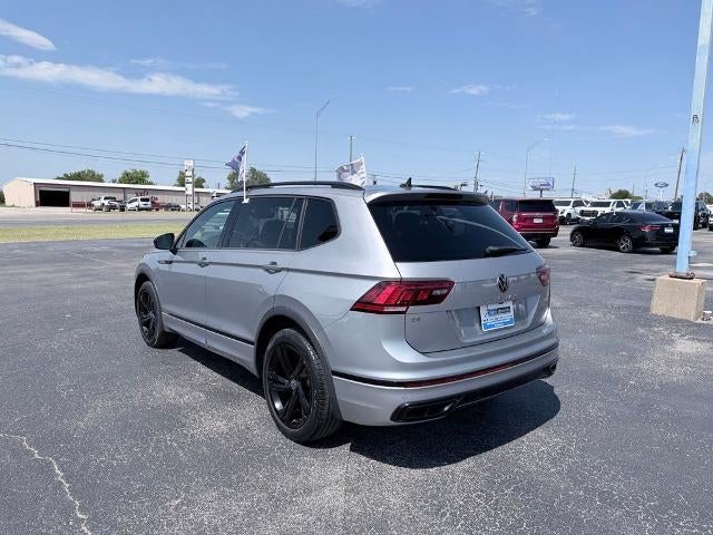 2023 Volkswagen Tiguan SE R-Line Black