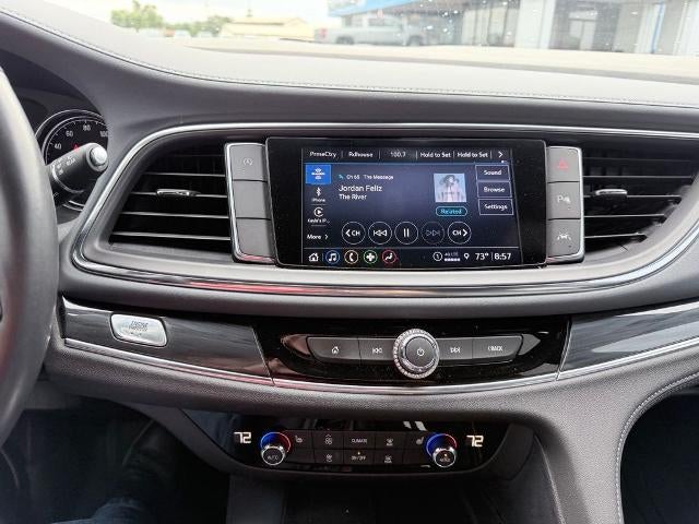 2022 Buick Enclave Essence