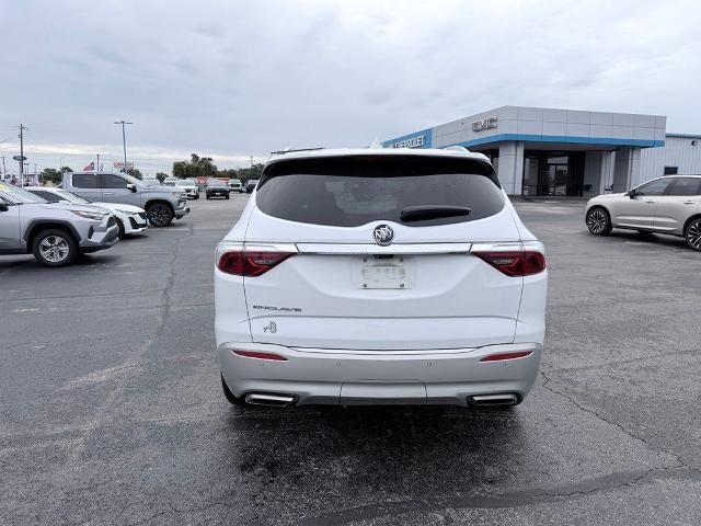 2022 Buick Enclave Essence