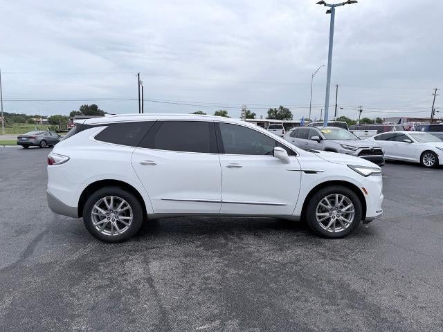 2022 Buick Enclave Essence