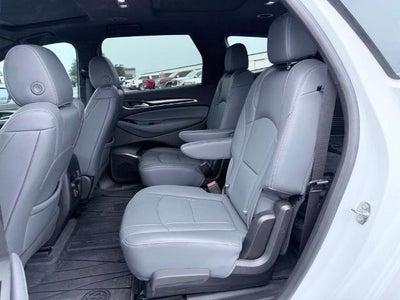 2022 Buick Enclave Essence