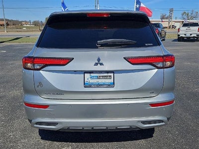 2022 Mitsubishi Outlander SE