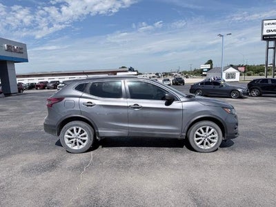 2020 Nissan Rogue Sport SV
