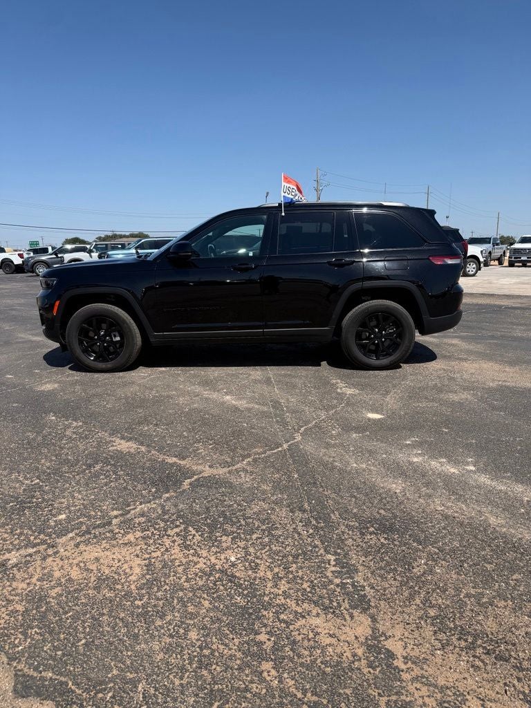 2025 Jeep Grand Cherokee Altitude