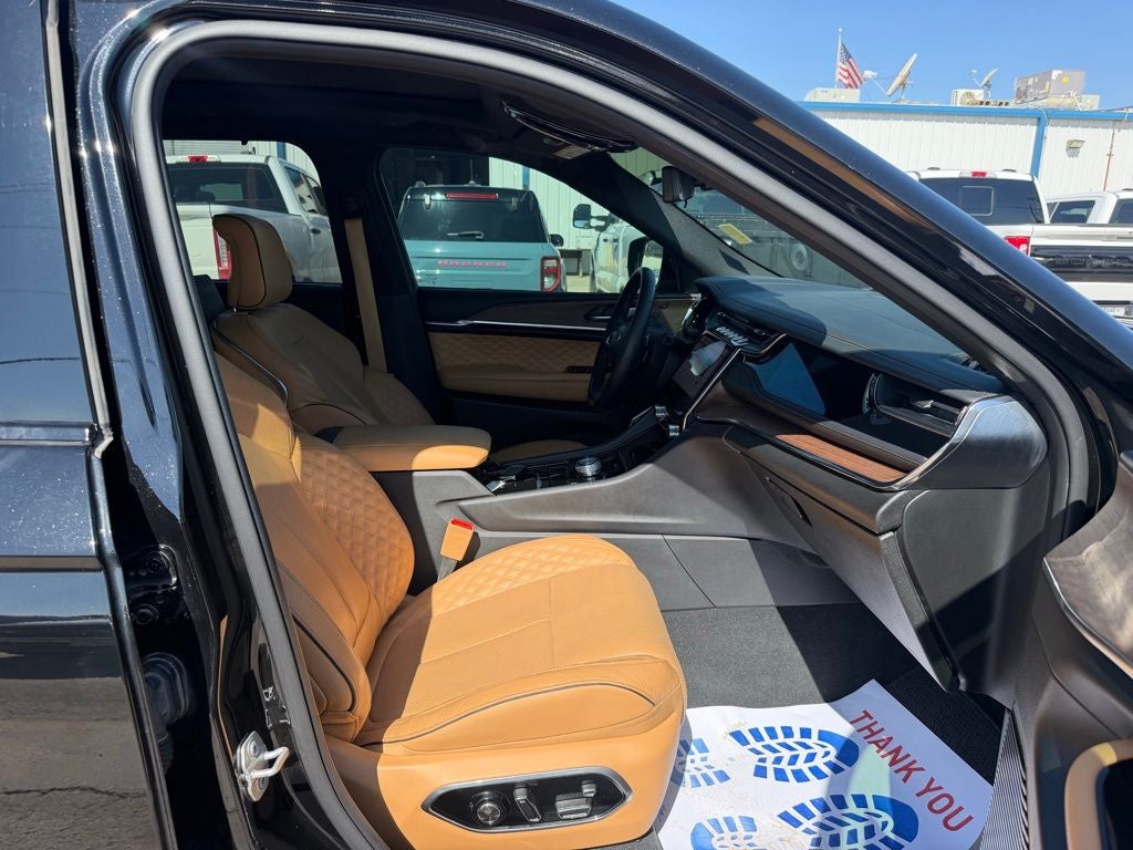 2024 Jeep Grand Cherokee L Summit