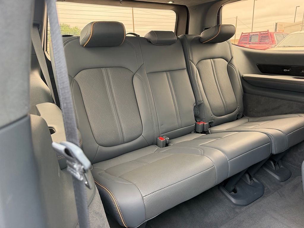2023 Jeep Grand Wagoneer Series II