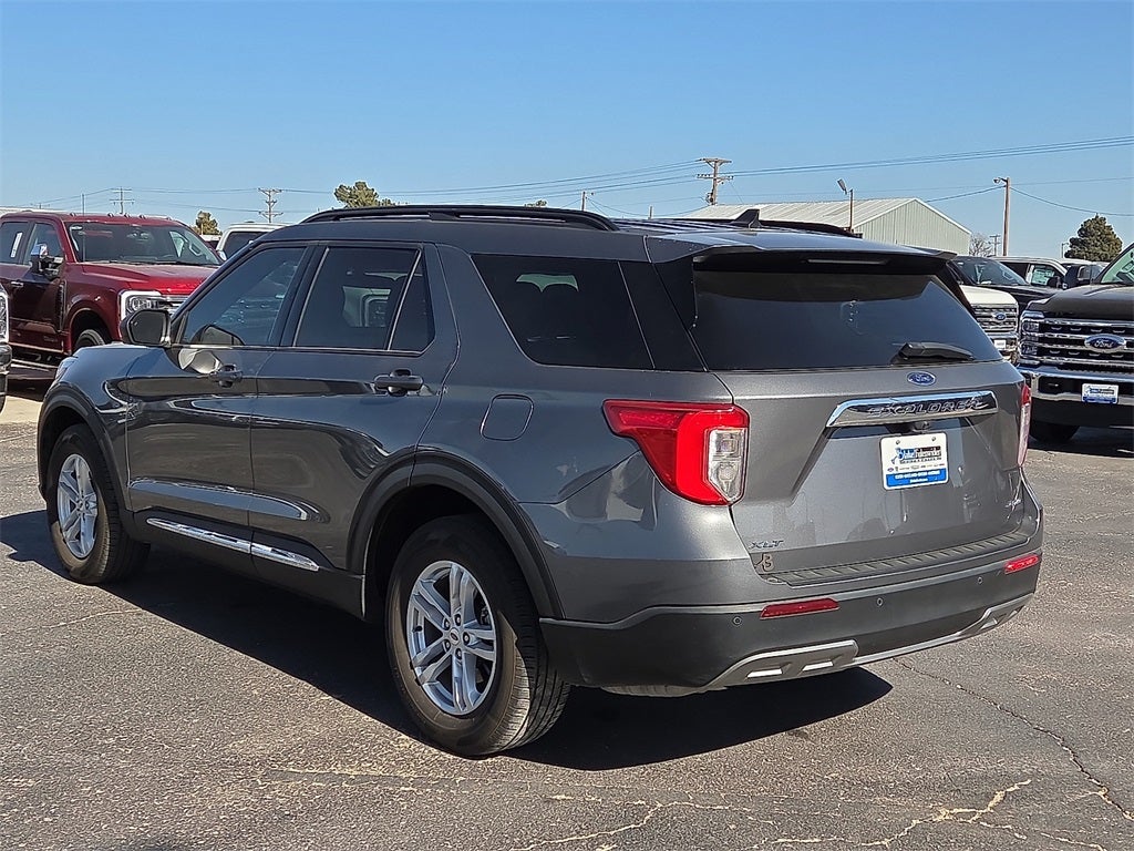 2023 Ford Explorer XLT