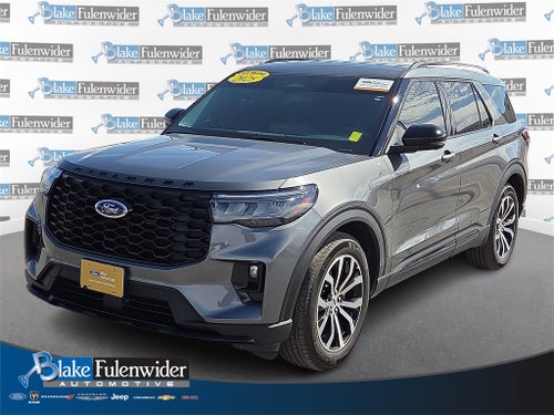 2025 Ford Explorer ST-Line