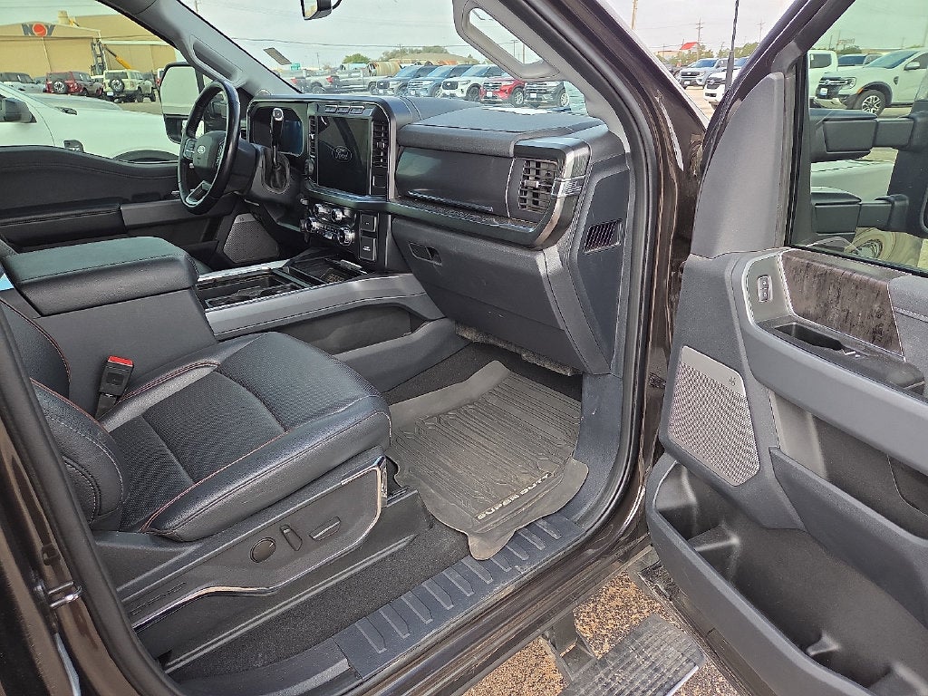 2024 Ford F-350SD Lariat DRW