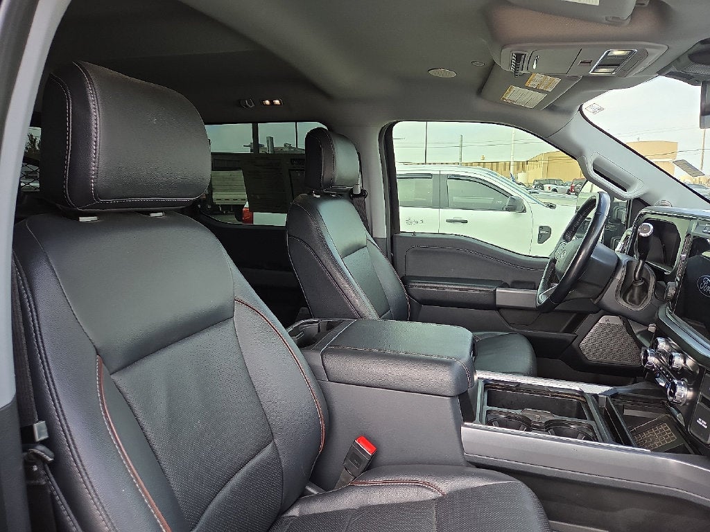 2024 Ford F-350SD Lariat DRW