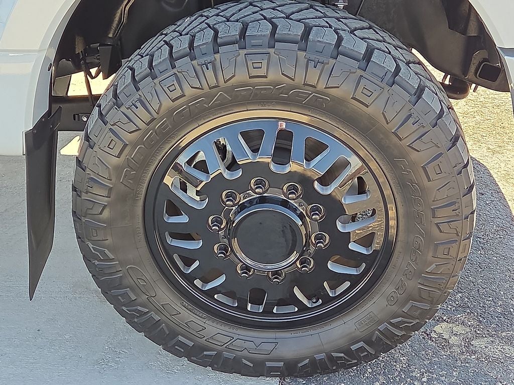 2025 Ford F-450SD Platinum DRW