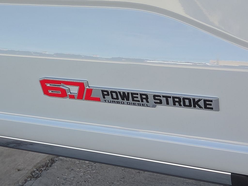 2025 Ford F-450SD Platinum DRW