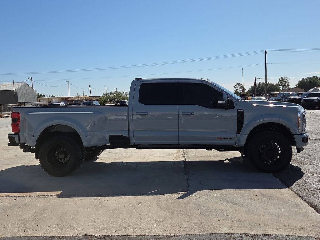 2025 Ford F-450SD Platinum DRW