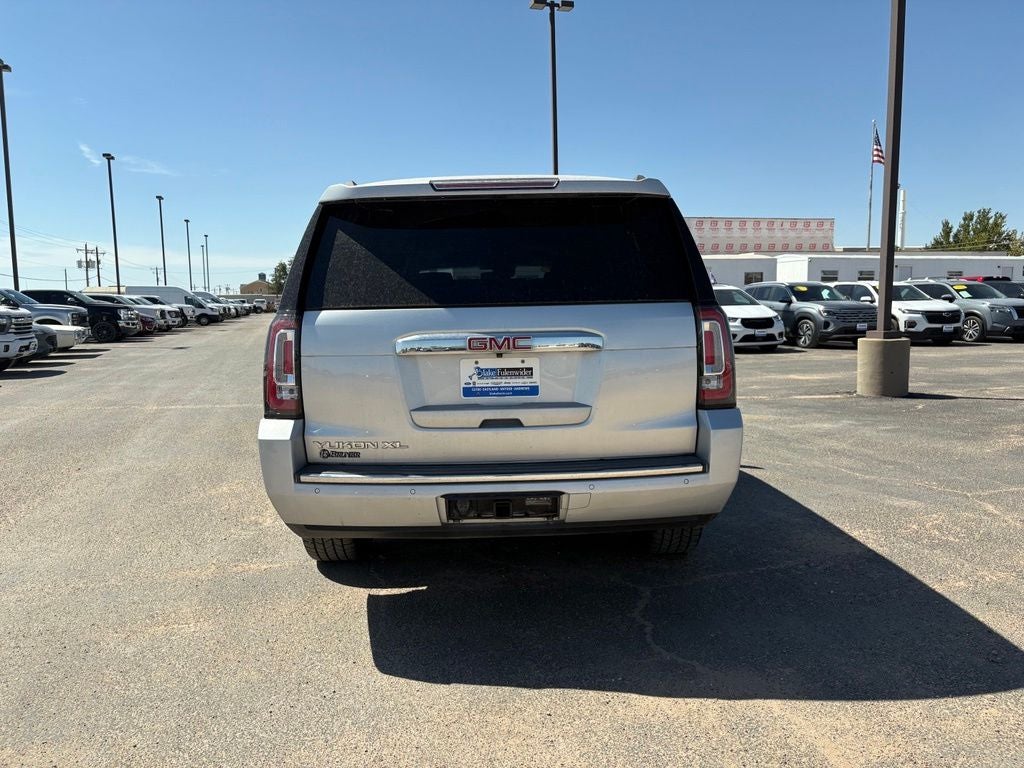 2017 GMC Yukon XL Denali