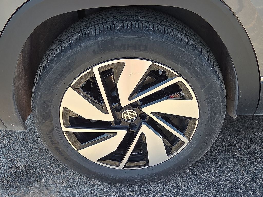 2024 Volkswagen Atlas 2.0T SEL