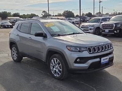2024 Jeep Compass Latitude Lux