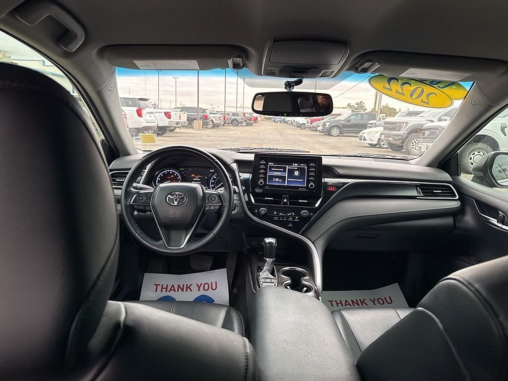 2022 Toyota Camry SE