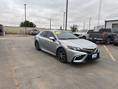 2022 Toyota Camry SE