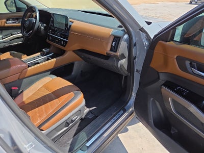 2022 Nissan Pathfinder Platinum