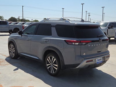 2022 Nissan Pathfinder Platinum
