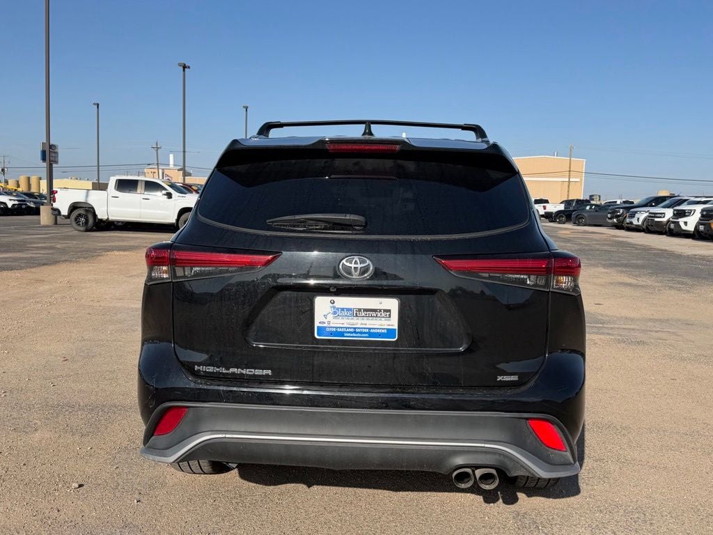 2022 Toyota Highlander XSE