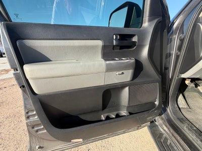 2015 Toyota Sequoia SR5 5.7L