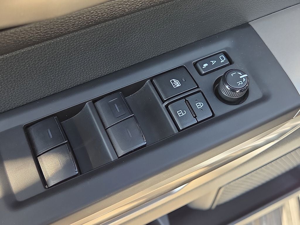 2025 Toyota Sequoia SR5
