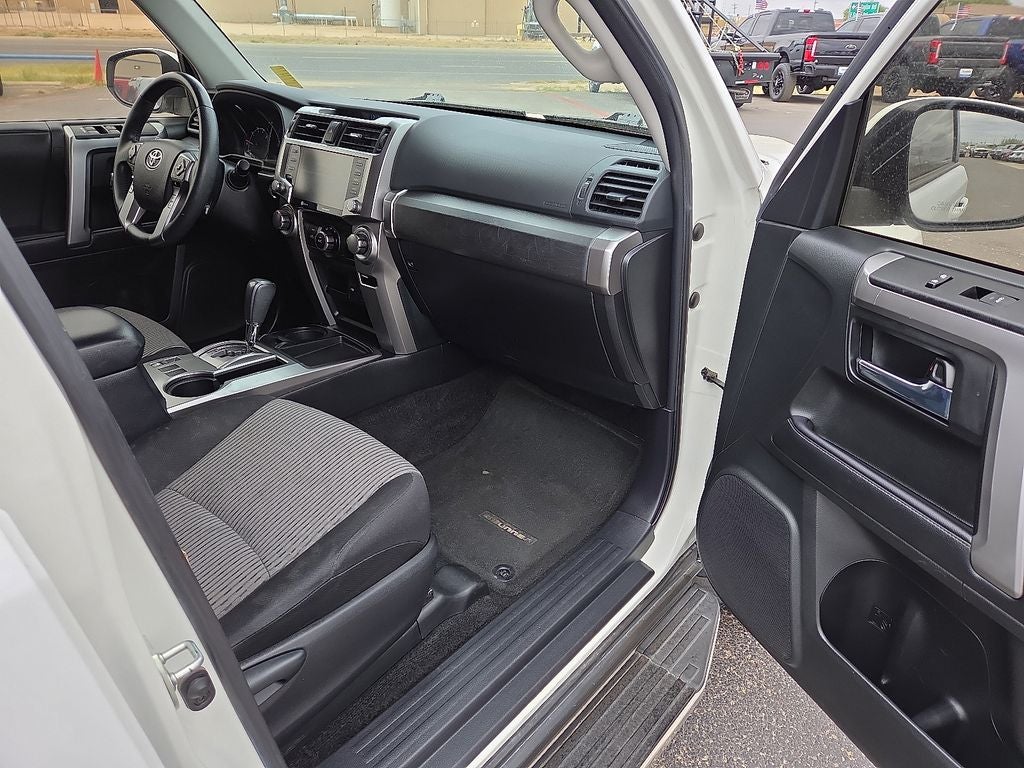 2022 Toyota 4Runner SR5