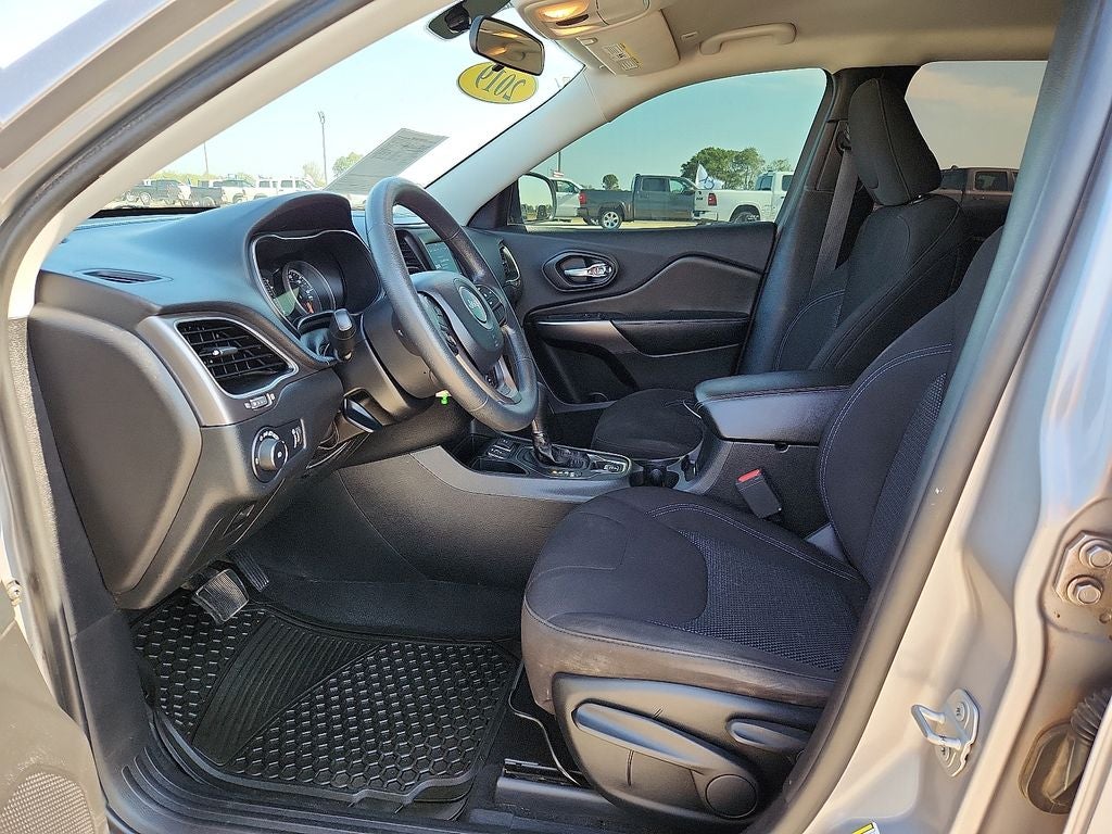 2019 Jeep Cherokee Latitude