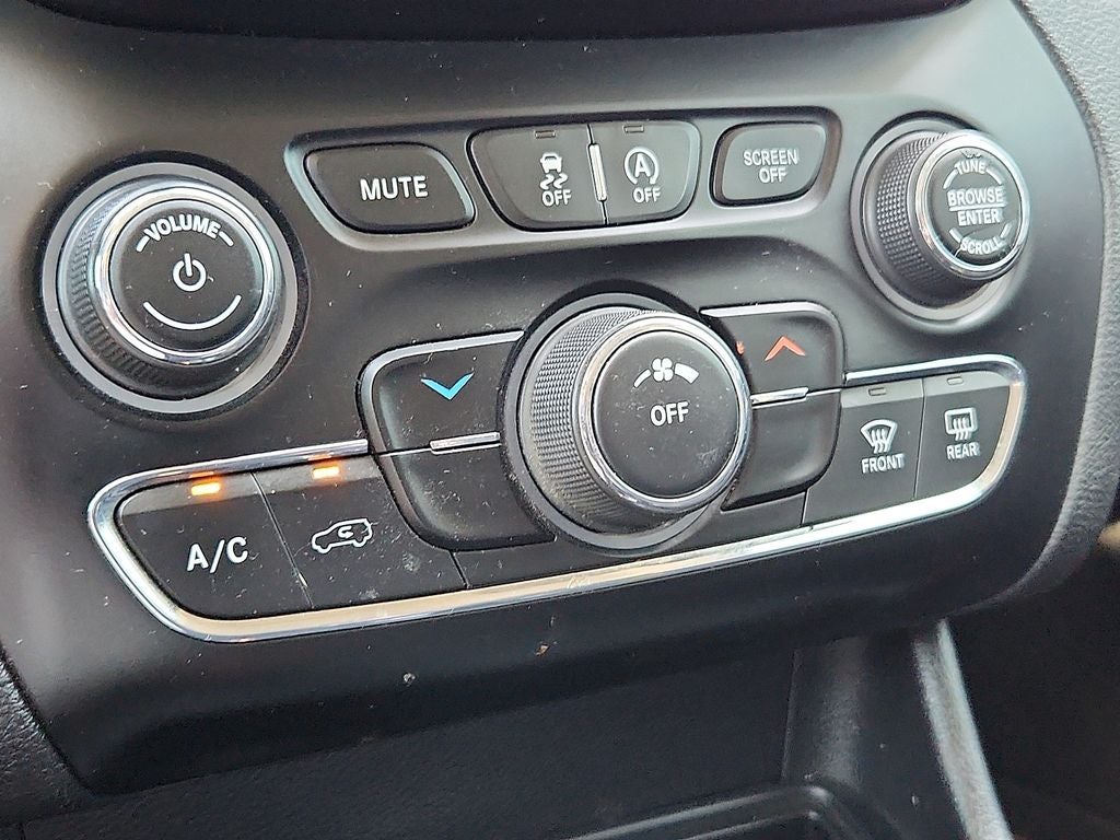2019 Jeep Cherokee Latitude