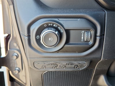 2025 Jeep Wrangler Sahara