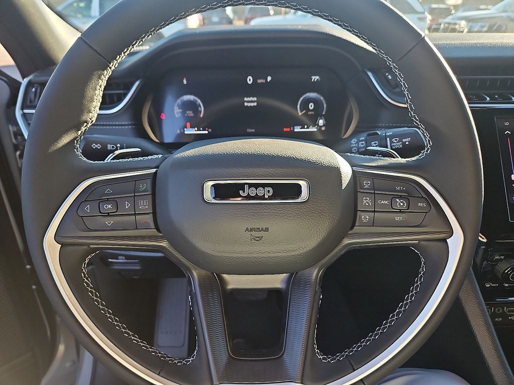 2025 Jeep Grand Cherokee Laredo X