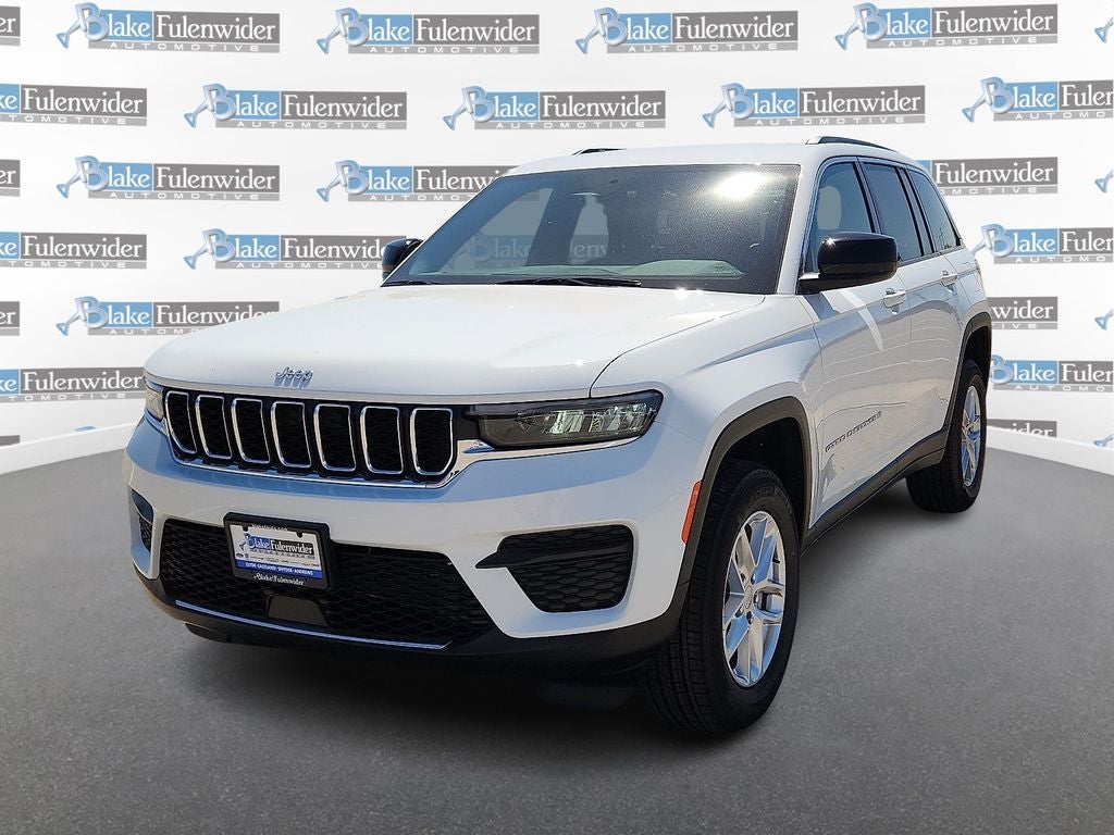 2026 Jeep Grand Cherokee Laredo