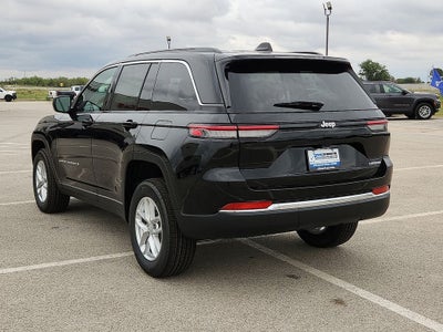 2026 Jeep Grand Cherokee Laredo