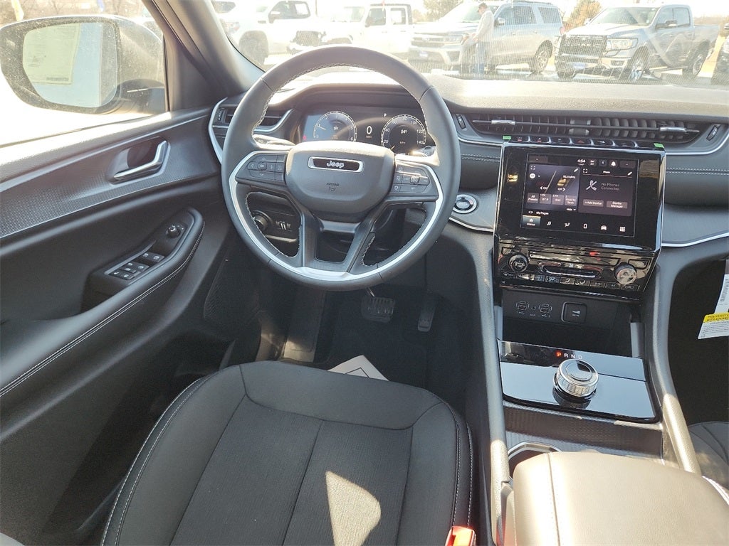 2025 Jeep Grand Cherokee Laredo X