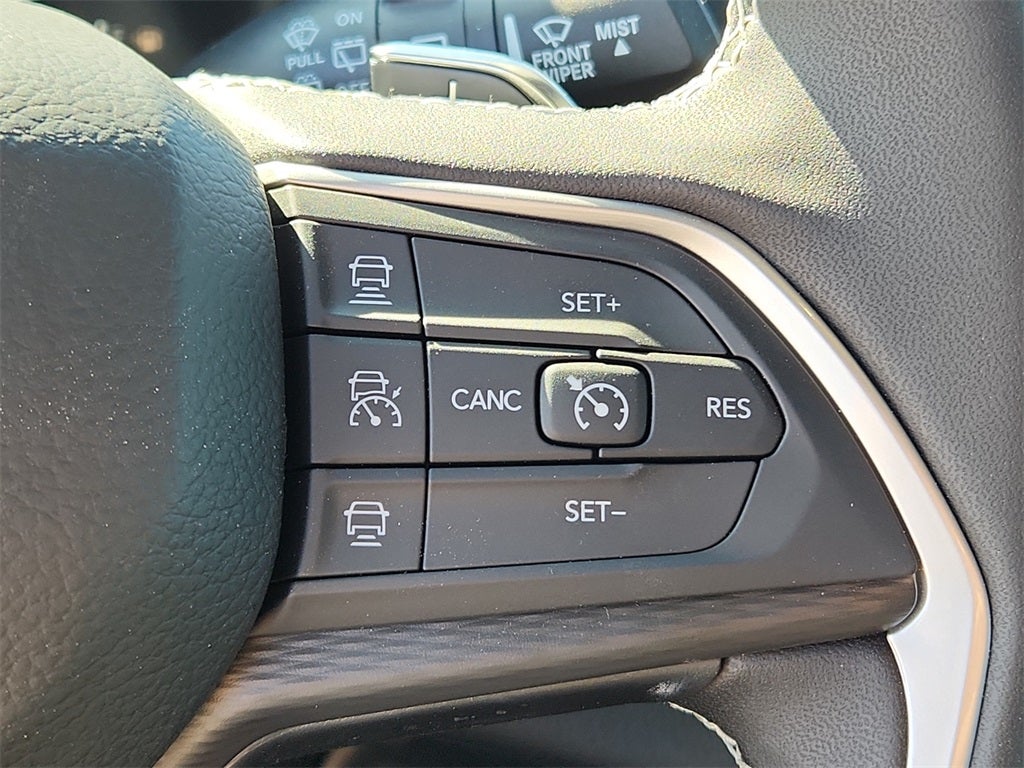 2025 Jeep Grand Cherokee Laredo X