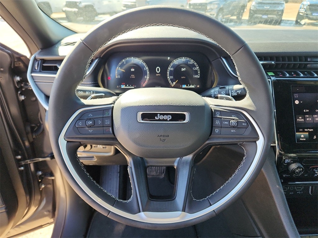 2025 Jeep Grand Cherokee Laredo X